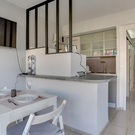 Daire Olympe Furnished Antibes